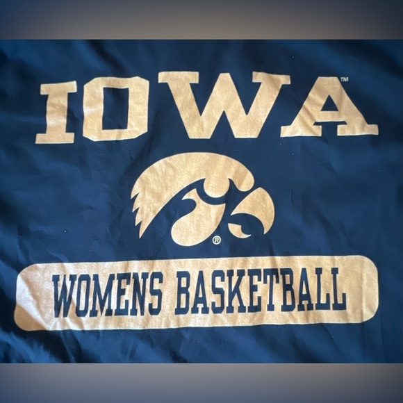 Iowa Hawkeyes Women’s Basketball T-Shirt - Picture 3 of 8